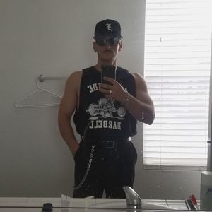 Meet your Posher, Zachary